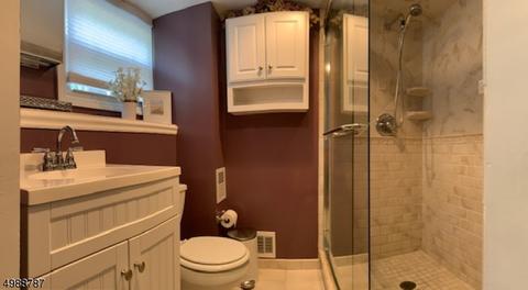 28 Manor Dr, Wayne, NJ 07470 photo 19