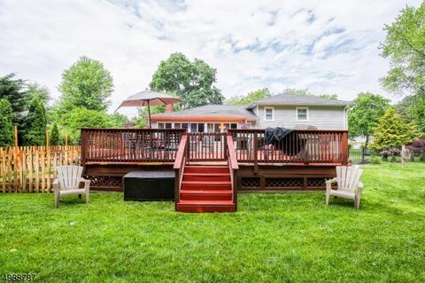 28 Manor Dr, Wayne, NJ 07470 photo 4