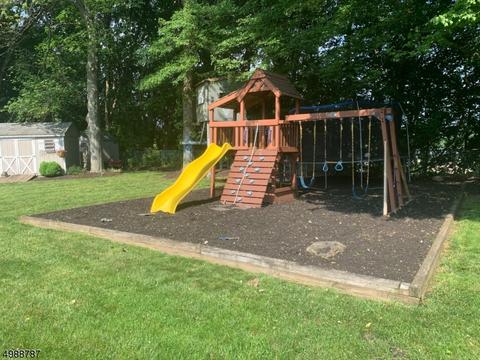28 Manor Dr, Wayne, NJ 07470 photo 6