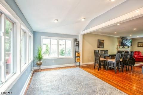 28 Manor Dr, Wayne, NJ 07470 photo 9