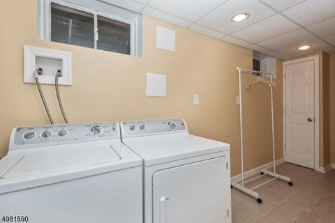 175 Highview Ter, Dover, NJ 07801 photo 19