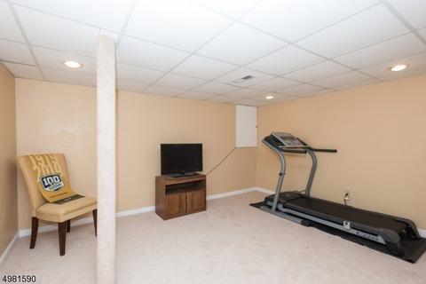 175 Highview Ter, Dover, NJ 07801 photo 18