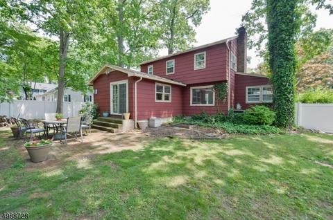 21 Beechwood Dr, Wayne, NJ 07470 photo 17