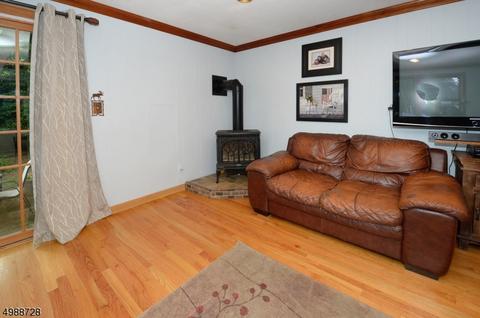 21 Beechwood Dr, Wayne, NJ 07470 photo 10