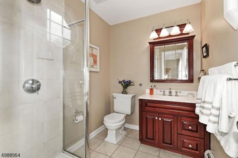 37 Maple Ave, Mendham, NJ 07945 photo 13
