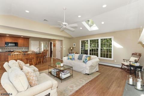 37 Maple Ave, Mendham, NJ 07945 photo 8
