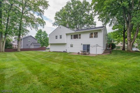 11 Eldorado Dr, Wayne, NJ 07470 photo 2