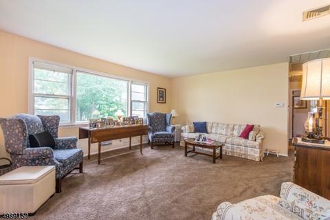 11 Eldorado Dr, Wayne, NJ 07470 photo 3