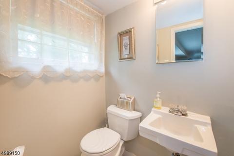 11 Eldorado Dr, Wayne, NJ 07470 photo 20