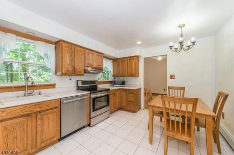 353 Daniel St, Dover, NJ 07801 photo 6