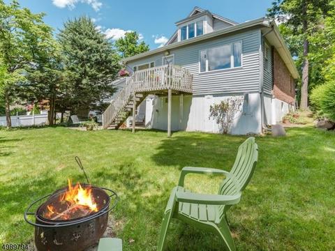 54 Laurel Dr, Wayne, NJ 07470 photo 21