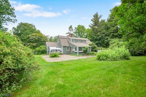 8 Townsend Rd, Mendham, NJ 07945 photo 2