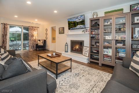 27 Sequoia Pl, Wayne, NJ 07470 photo 7