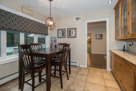 27 Sequoia Pl, Wayne, NJ 07470 photo 13