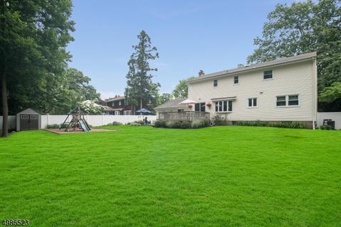 27 Sequoia Pl, Wayne, NJ 07470 photo 3