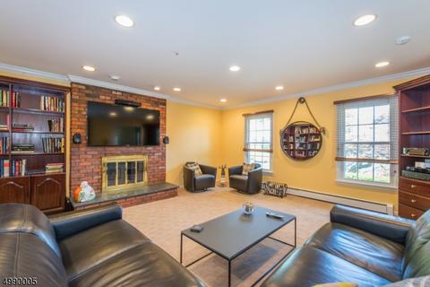 19 Varick St, Wayne, NJ 07470 photo 12