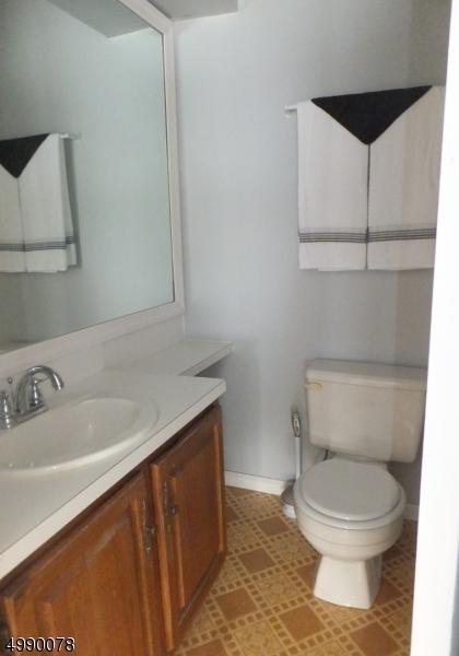 111 Brook Dr, Hackettstown, NJ 07840 photo 19