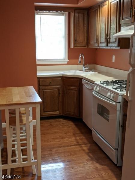111 Brook Dr, Hackettstown, NJ 07840 photo 4