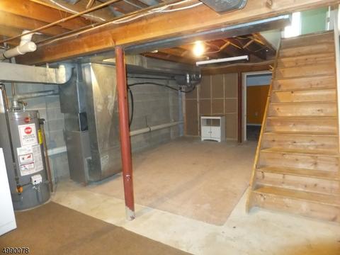 111 Brook Dr, Hackettstown, NJ 07840 photo 14