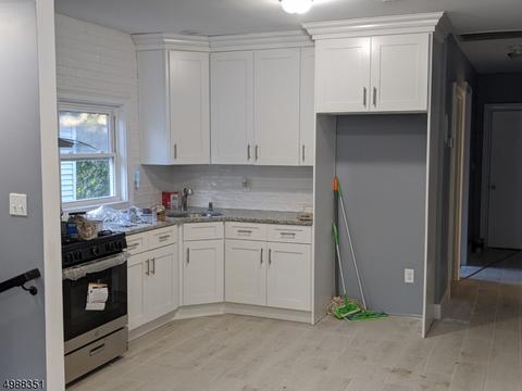 914 W 3rd St, Plainfield, NJ 07063 photo 16