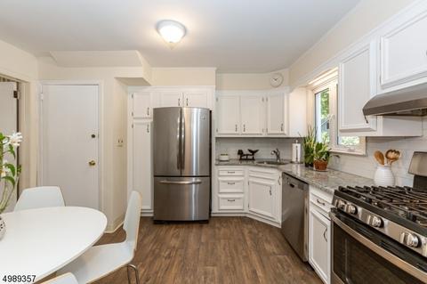 52 Walnut Ave, Millburn, NJ 07041 photo 6