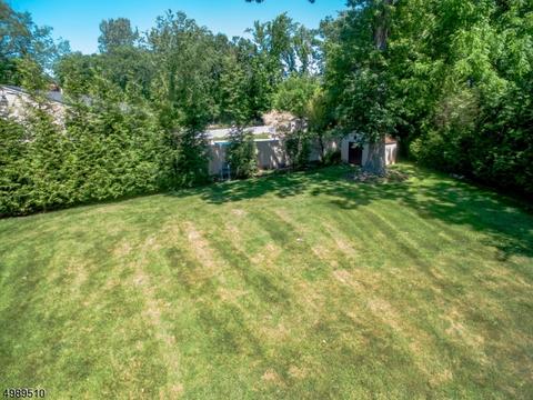 8 Sandra Ln, Wayne, NJ 07470 photo 21
