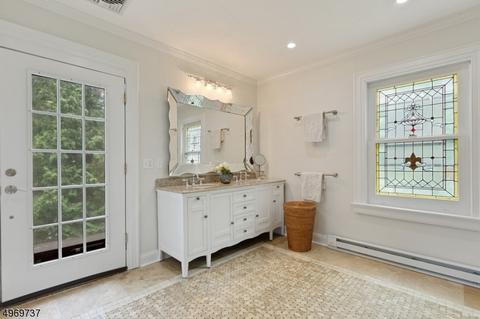 76 Christopher St, Montclair, NJ 07042 photo 13