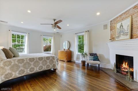 76 Christopher St, Montclair, NJ 07042 photo 12