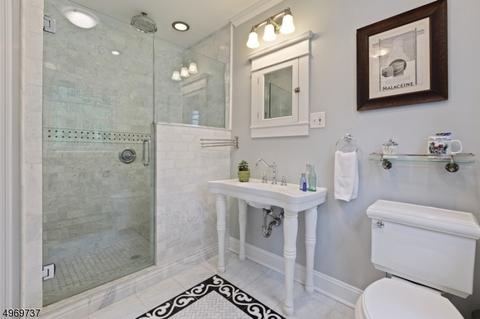 76 Christopher St, Montclair, NJ 07042 photo 18