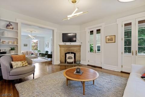 76 Christopher St, Montclair, NJ 07042 photo 5