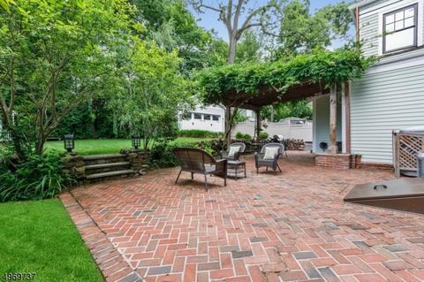 76 Christopher St, Montclair, NJ 07042 photo 22