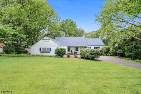 27 Dale Dr, Summit, NJ 07901 photo 2