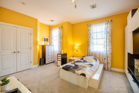7 Doris Ln, Wallington, NJ 07057 photo 14