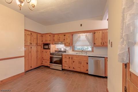 612-16 E Front St, Plainfield, NJ 07060 photo 4