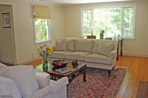 46 Winchip Rd, Summit, NJ 07901 photo 2