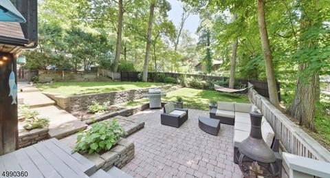 42 Mohawk Trl, Wayne, NJ 07470 photo 3