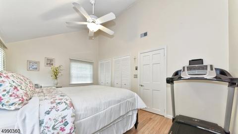 42 Mohawk Trl, Wayne, NJ 07470 photo 17