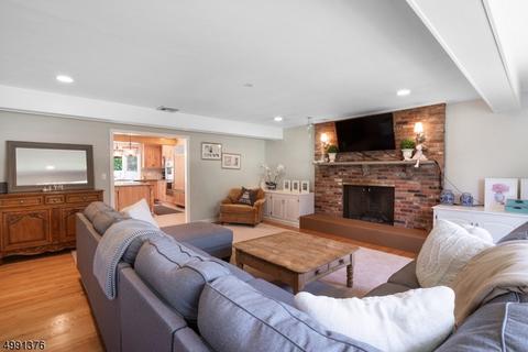 13 Cherry Ln, Mendham, NJ 07945 photo 14
