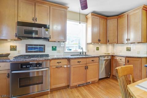 138 Pine Grove Ave, Summit, NJ 07901 photo 9
