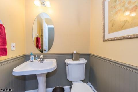 105 Tall Grass Dr, Wayne, NJ 07470 photo 15