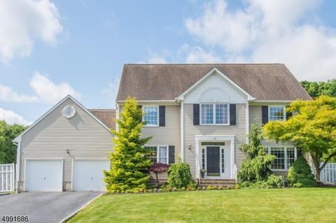 105 Tall Grass Dr, Wayne, NJ 07470 photo 1