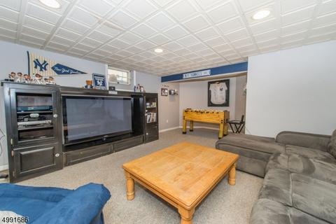 105 Tall Grass Dr, Wayne, NJ 07470 photo 24