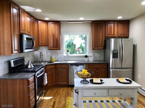55 Smith Ave, Haskell, NJ 07420 photo 5
