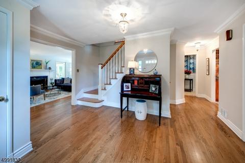 23 Silver Lake Dr, Summit, NJ 07901 photo 2