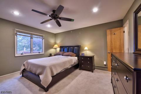 200 Mac Donald Dr, Wayne, NJ 07470 photo 15