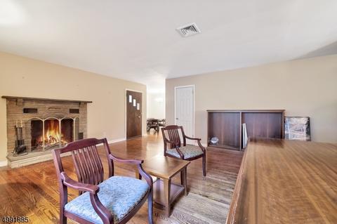 200 Mac Donald Dr, Wayne, NJ 07470 photo 14