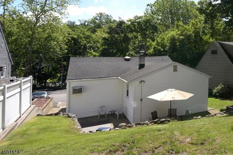 11 Pinecrest Ter, Wayne, NJ 07470 photo 22