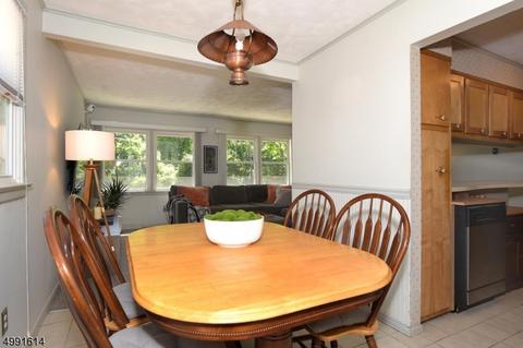11 Pinecrest Ter, Wayne, NJ 07470 photo 10