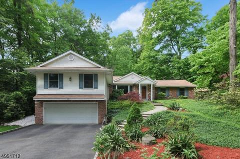 284 Beech Ter, Wayne, NJ 07470 photo 1