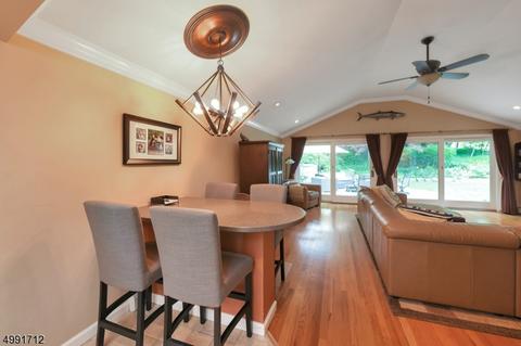 284 Beech Ter, Wayne, NJ 07470 photo 14